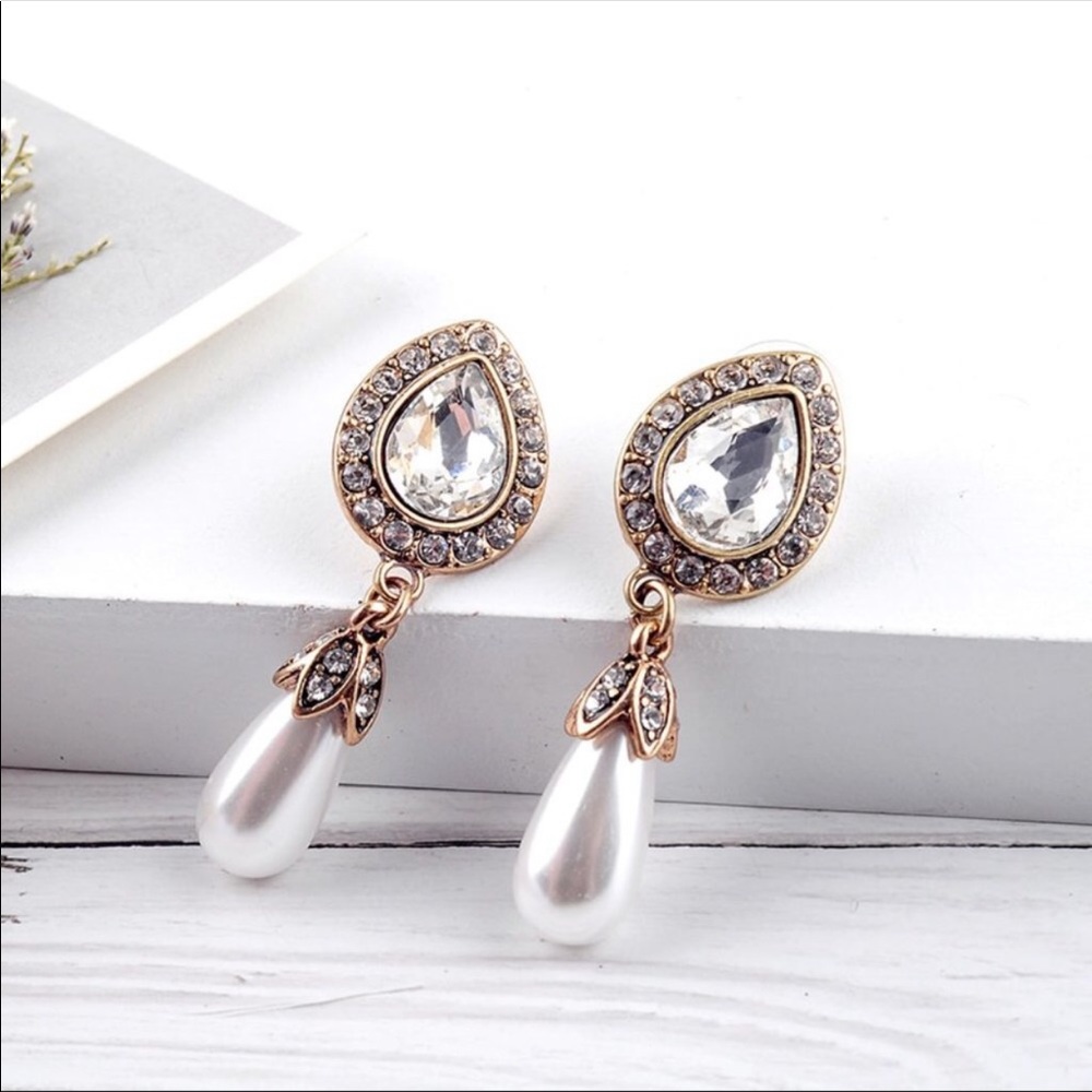 Vintage Fashion Pearl CZ Drop Earrings